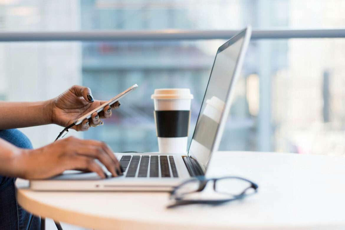 Unterbrechungen bei der Arbeit©christina.wocintechchat.com/unsplash Unterbrechungen bei der Arbeit un die negativen Auswirkungen auf die Gesundheit. ©christina.wocintechchat.com/Unsplash.com